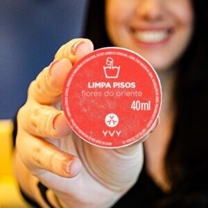 Capsula Limpa Pisos foto real